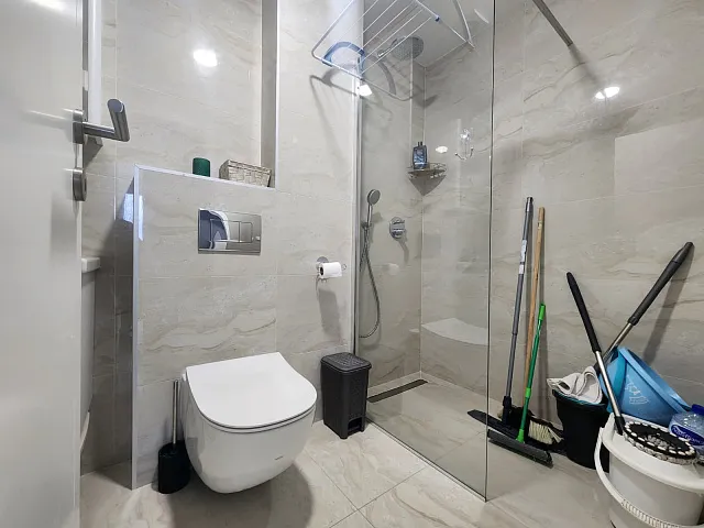 One-Bedroom Apartment 53 m² with Terrace and City & Sea View — Bečići — photo 9
